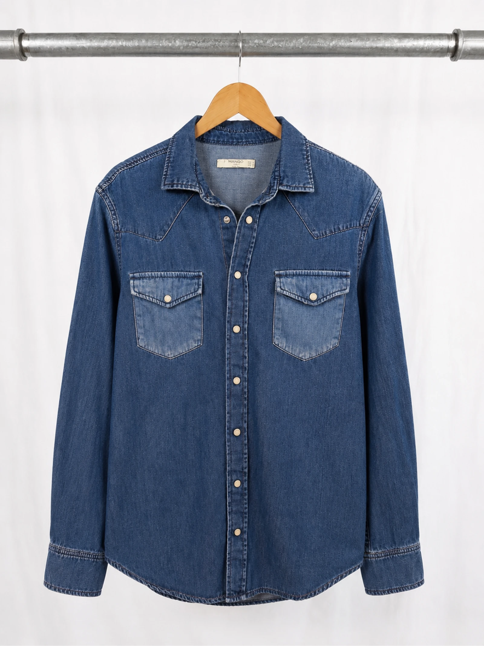 Chemise en jean Mango Man bleu denim – Taille M – Style western à boutons pression